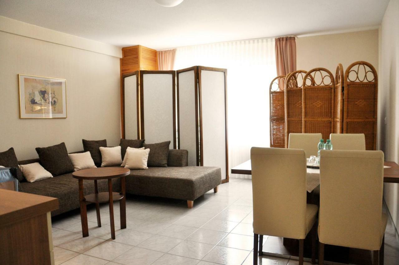 Effelder Buergerstube Hotel Wassenberg Ngoại thất bức ảnh